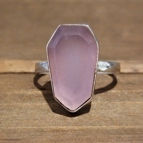 Vintage Jewelry - Native Rose Quartz Gemstone Ring Size 7 Sterling Silver Boho Jewelry